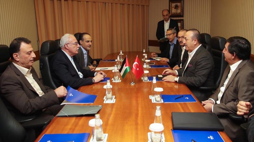 &Ccedil;avuşoğlu, Filistinli mevkidaşı Al Maki ile g&ouml;r&uuml;şt&uuml;