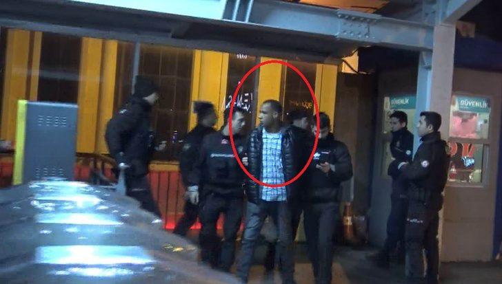 Metrobüste 11 yaşındaki kıza taciz iddiası G1