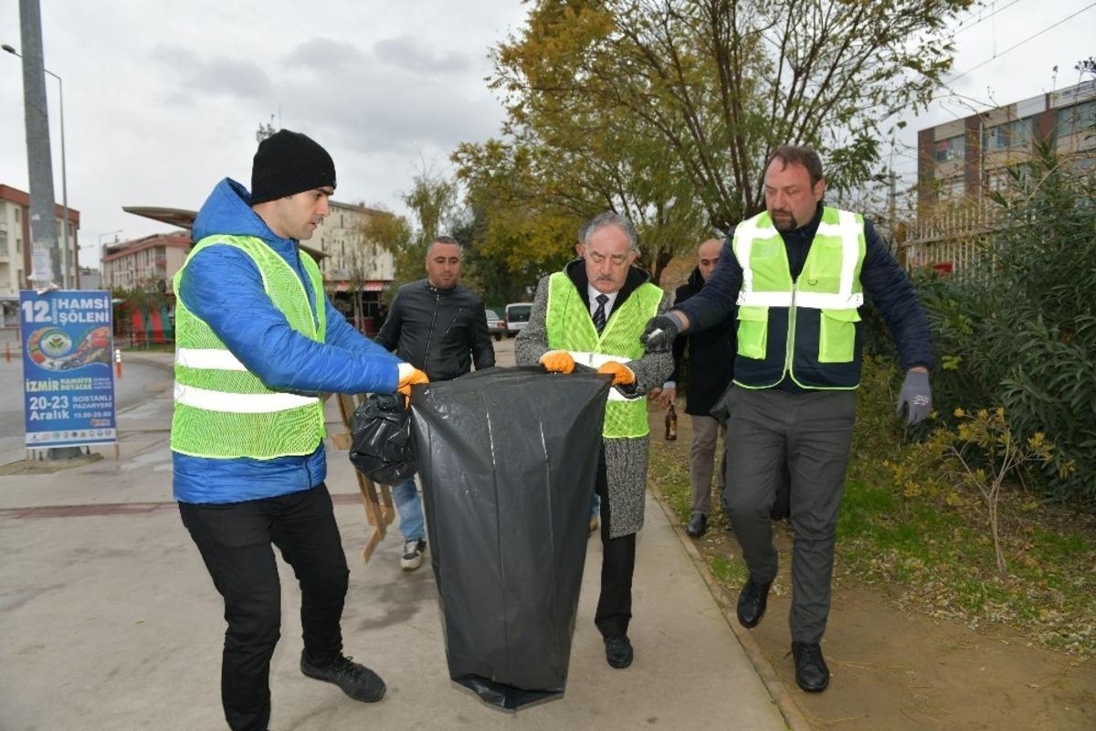 &Ccedil;iğli&rsquo;de sokak temizliği devam ediyor