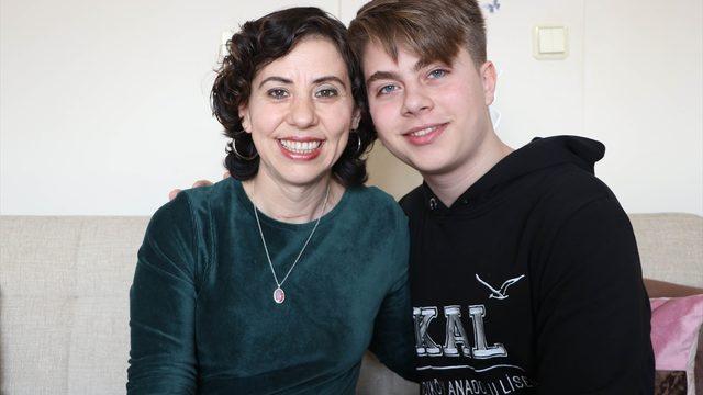 Hemşire Yeşim kanseri yendi, mücadelesiyle örnek oldu