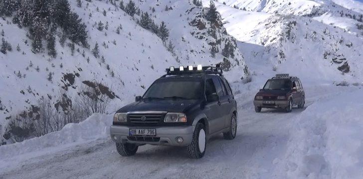 Yaylada mahsur kalan off-road ekibi kurtarıldı G1