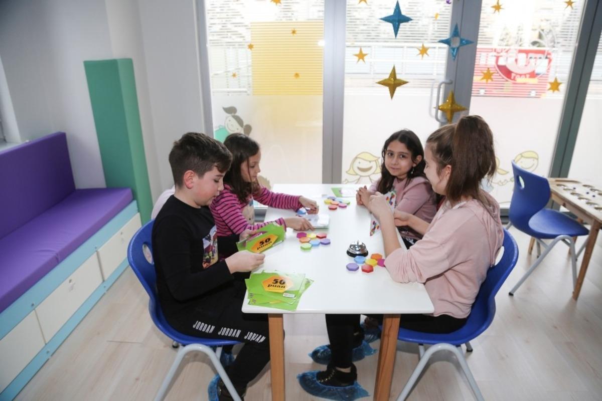 Talaslı &ccedil;ocuklar tatili &rsquo;Akıl Oyunları&rsquo; ile değerlendirdi