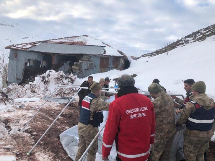 Sincikli depremzedelere yardımlar ulaştırılıyor G3