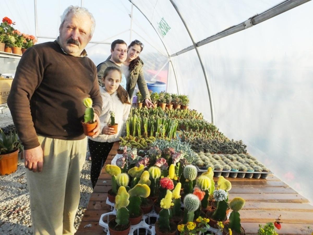 Burhaniye&rsquo;de emekli bankacı kakt&uuml;s evi kurdu onlarca &ccedil;eşidini yetiştirdi