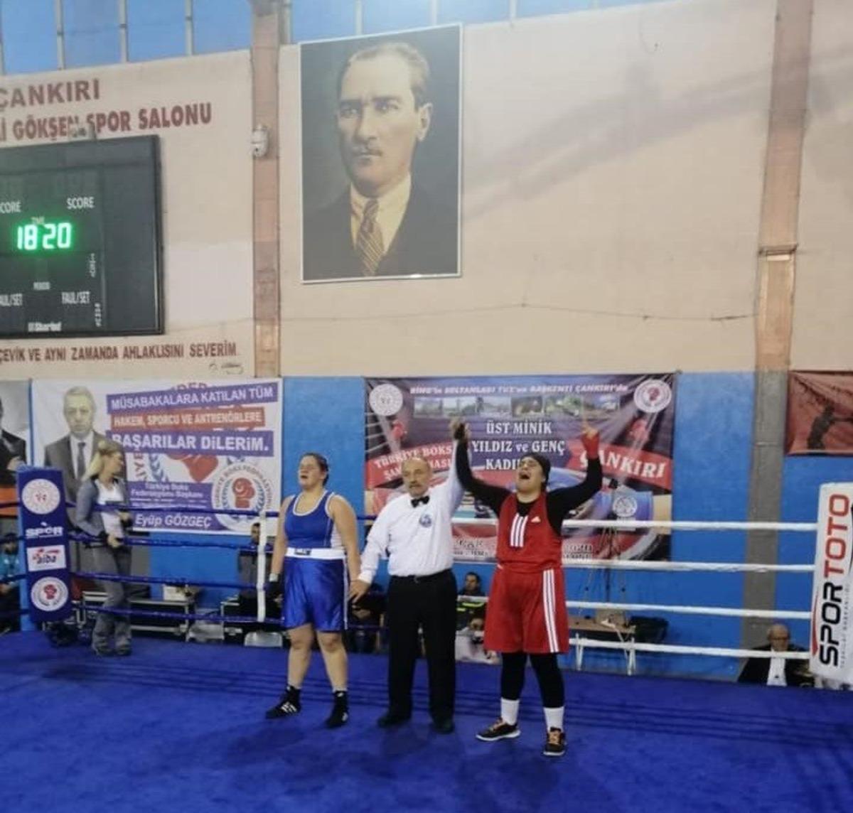 Vanlı boks&ouml;rlerden b&uuml;y&uuml;k başarı