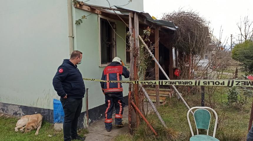 D&uuml;zce'de acı olay... Yaşlı adam yanmış halde bulundu