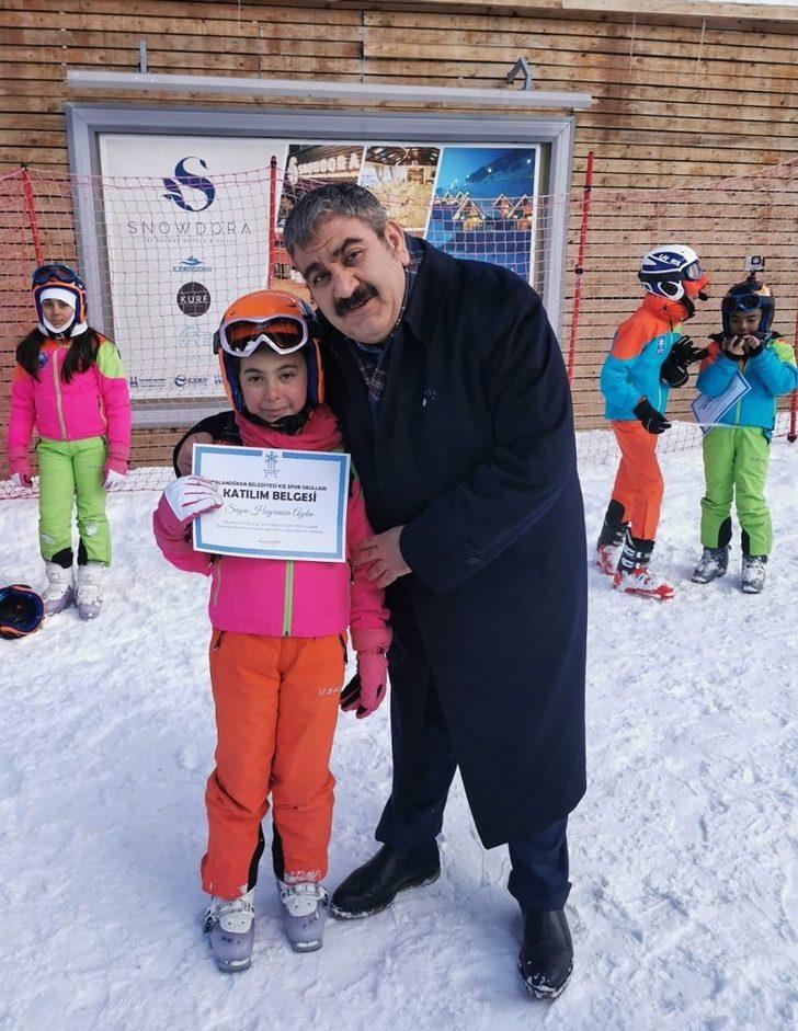 Sunar’dan öğrencilere belge ödülü G4