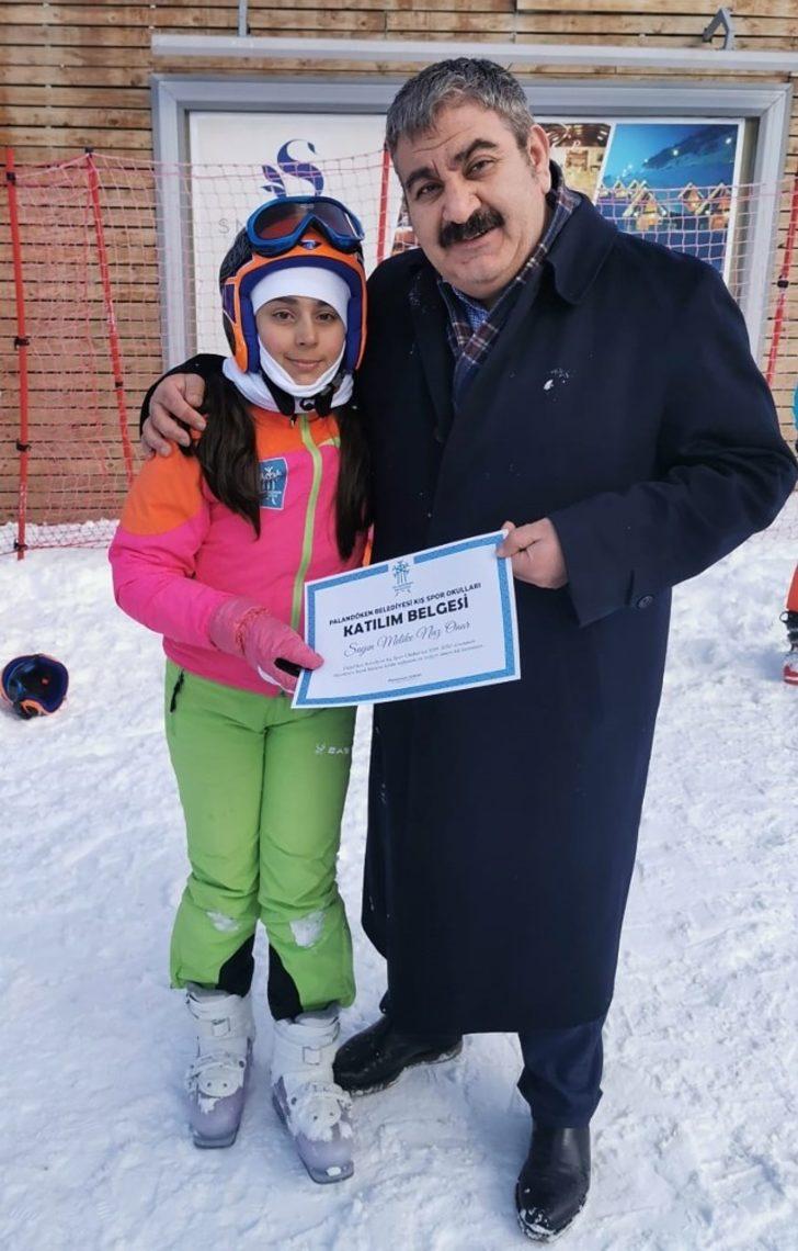 Sunar’dan öğrencilere belge ödülü G5