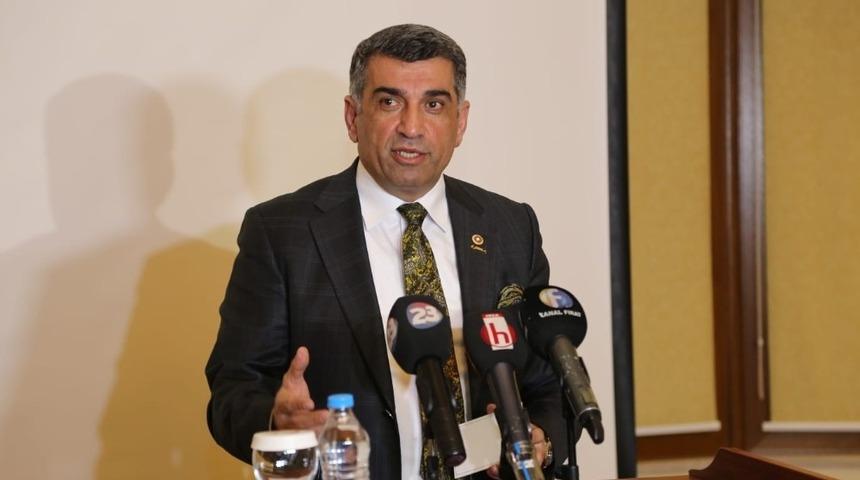 Milletvekili Erol, depremle ilgili &ouml;nergeyi meclise sundu