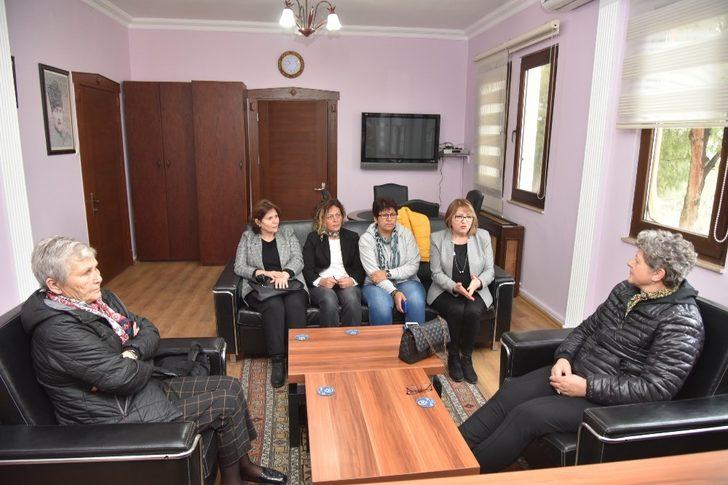 Kadınlardan örnek birliktelik G2