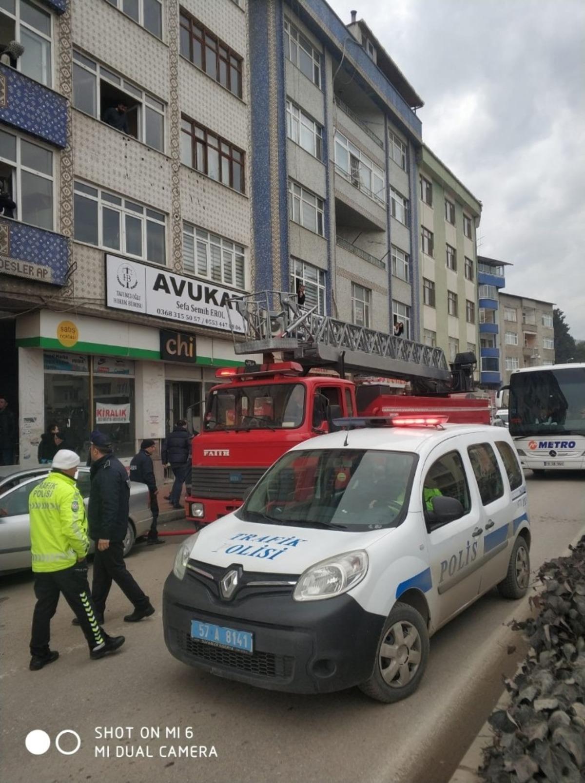 Boyabat&rsquo;ta yangın paniği