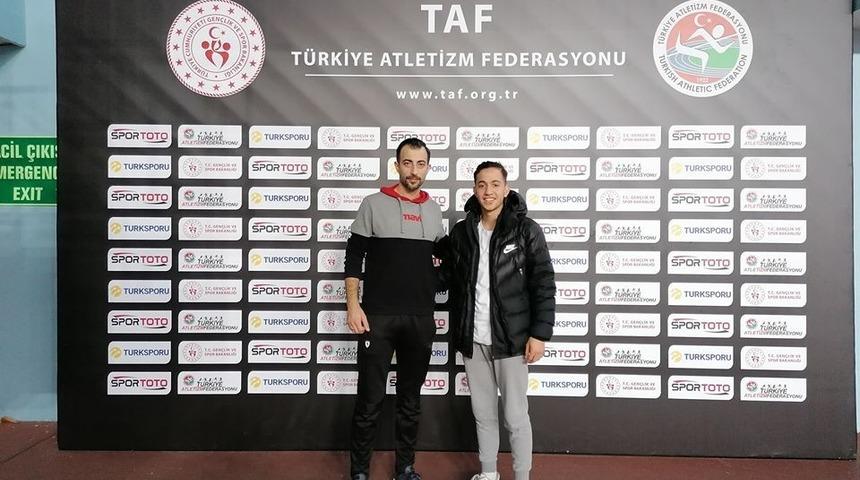 Engelleri aştı, başarıya koştu