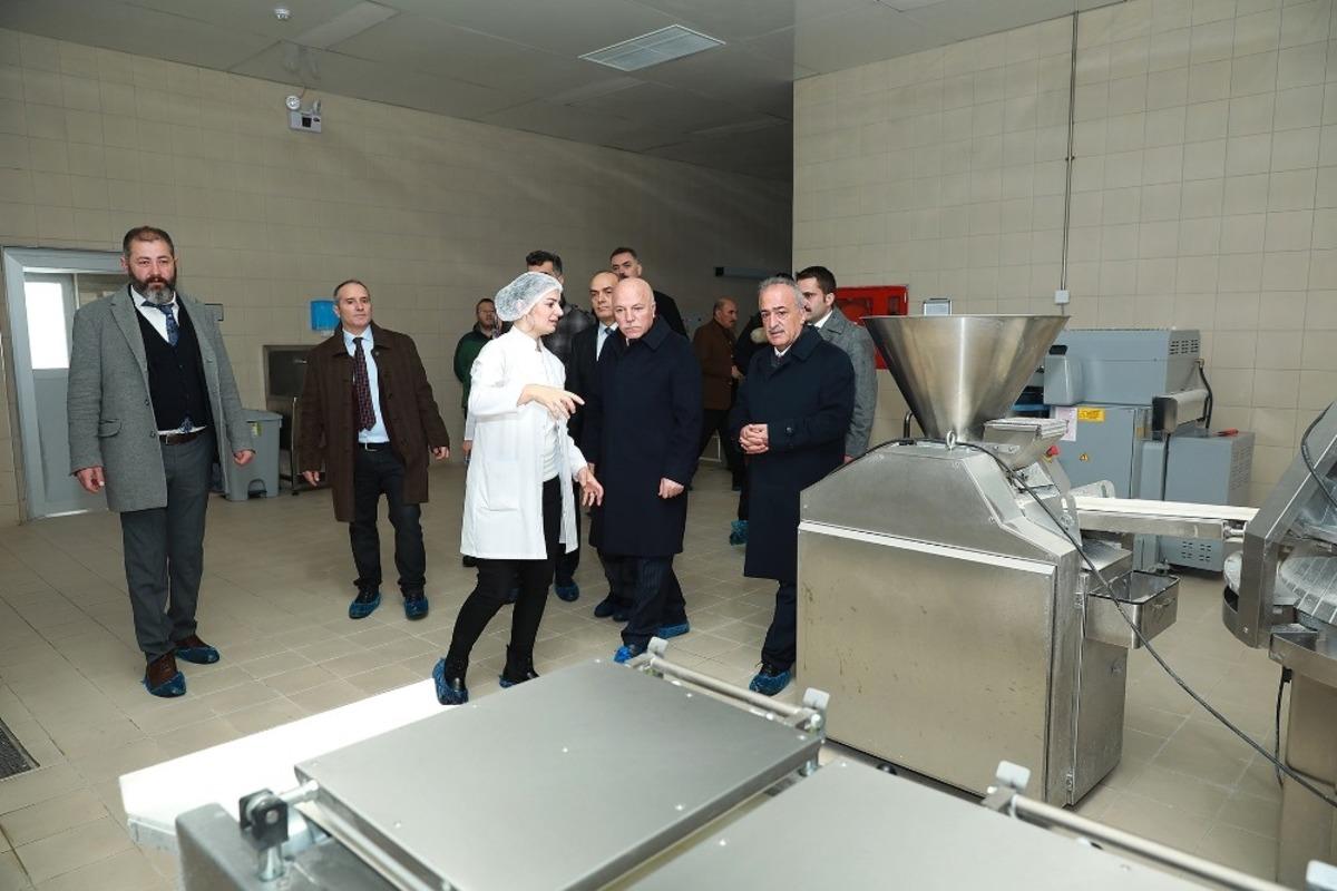 Başkan Sekmen Atat&uuml;rk &Uuml;niversitesi&rsquo;nde