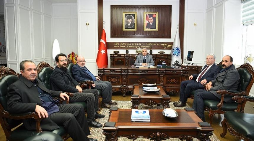 Başkan G&uuml;der&rsquo;e ge&ccedil;miş olsun ziyaretleri