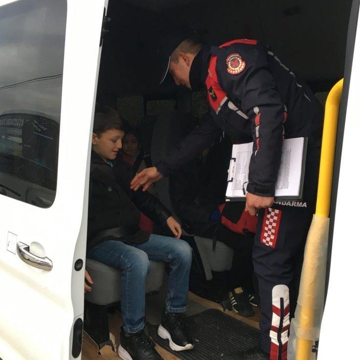 Jandarmanın denetimlerinde aranan 42 kişi yakalandı G2