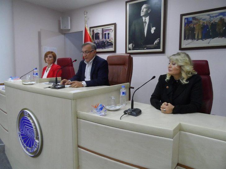 Seyhan Belediye Meclisi Katipliğine CHP’li Gülcan Bingöl seçildi G4