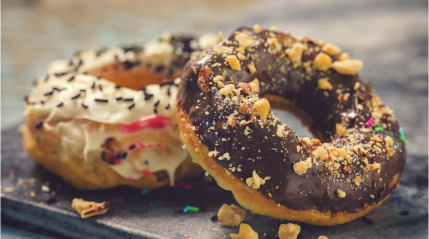 Orijinal donut tarifi arayanlara özel! Bir ısırıktan sonra vazgeçemeyeceksiniz