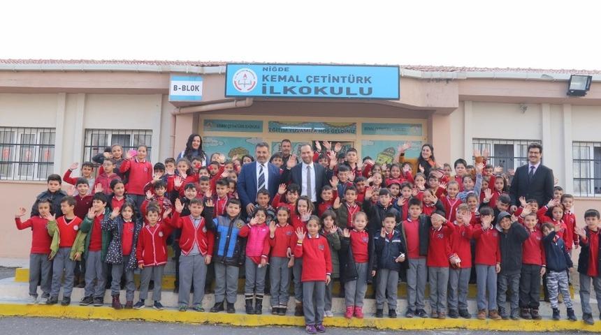 Niğde&rsquo;de ilk derse Belediye Başkanı &Ouml;zdemir girdi