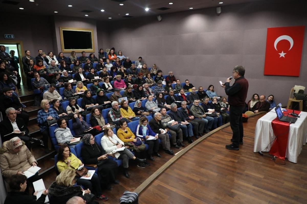 B&uuml;y&uuml;k&ccedil;ekmece&rsquo;de kurulan Tarım Akademisi&rsquo;ne yoğun ilgi