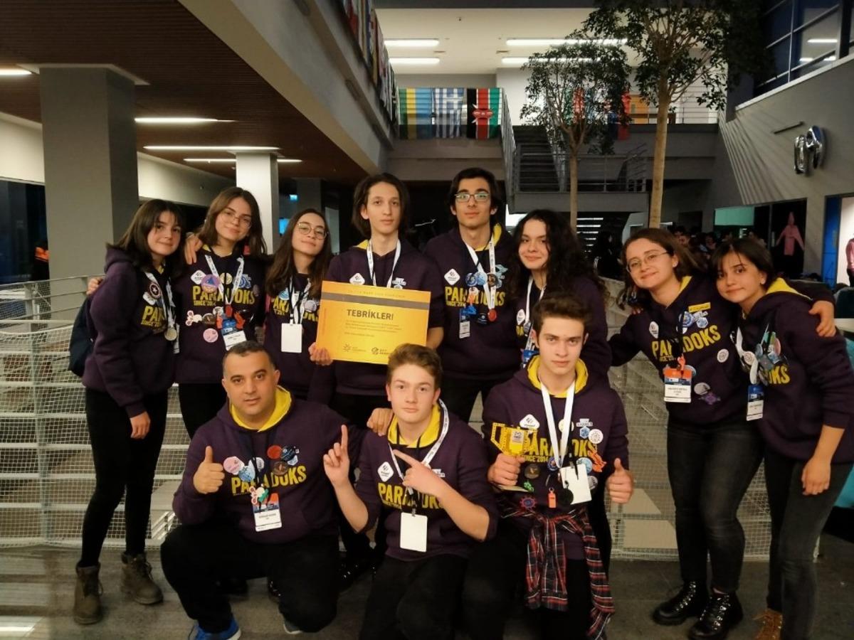 Samsun&rsquo;da lise robot takımı &ouml;d&uuml;lle d&ouml;nd&uuml;