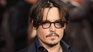 Johnny Depp kaybetmeye devam ediyor