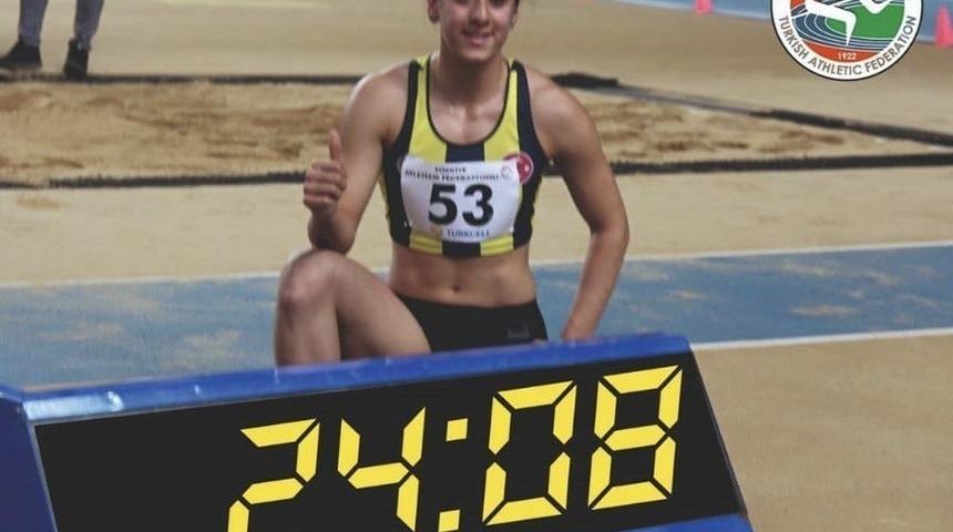 Yeni rekortmen Ay, Batman’ın gururu oldu