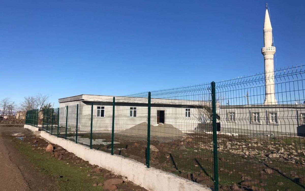 Bağlar Belediyesi&rsquo;nden cami ve taziye evlerine &ccedil;evre koruması