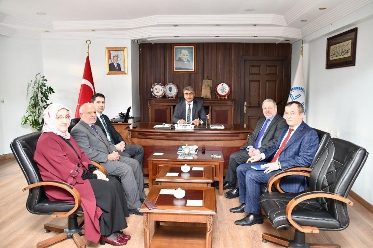 Karab&uuml;k&rsquo;te 966 cami ve 40 Kur&rsquo;an Kursunda hizmet veriliyor