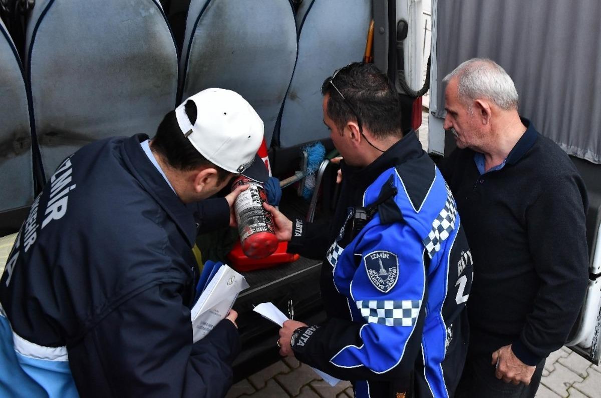 İzmir&rsquo;de &ouml;ğrenci servislerine denetim