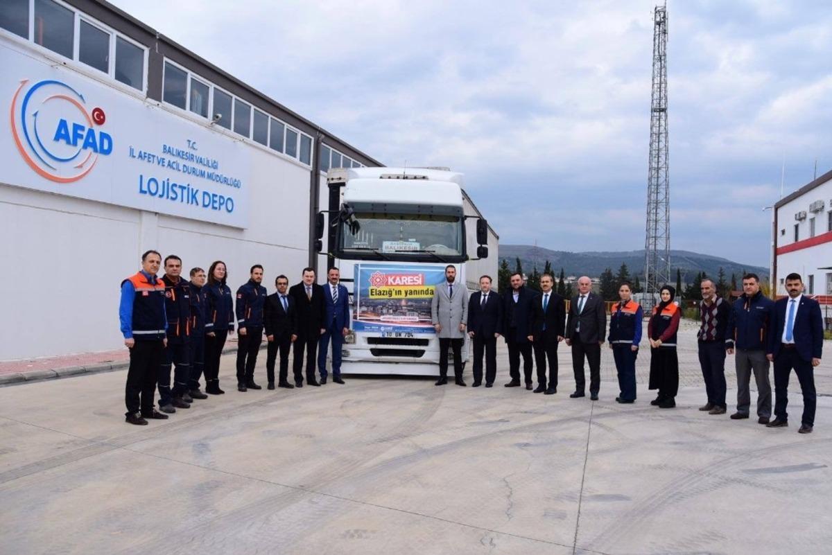 Karesi&rsquo;den depremzedelere yardım TIR&rsquo;ı