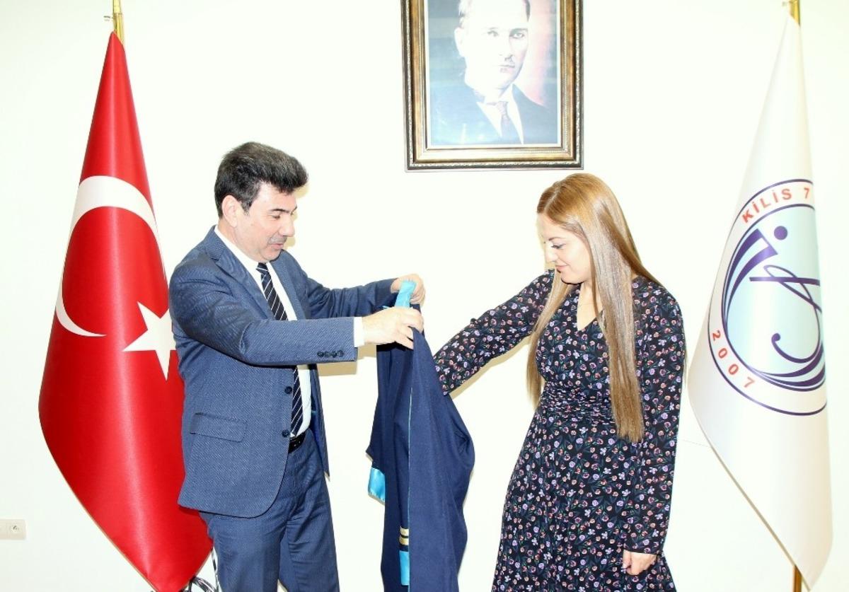 Hırlak do&ccedil;ent olarak atandı