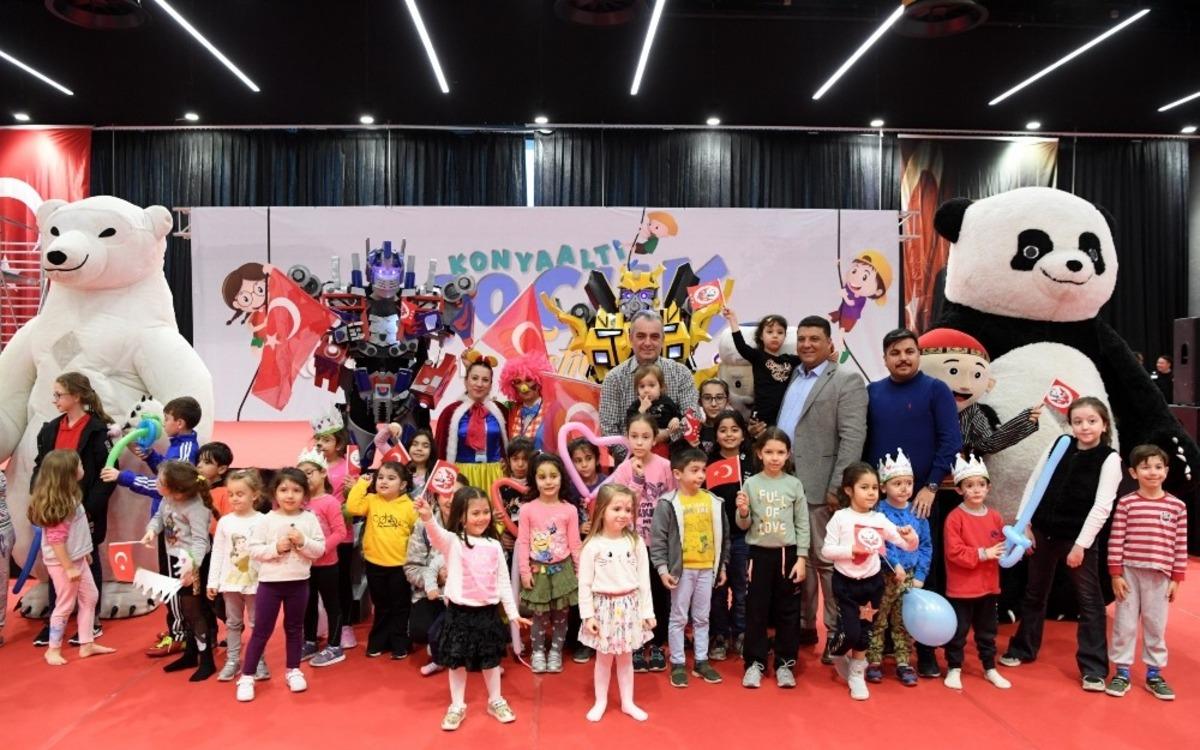 Konyaaltı &Ccedil;ocuk Festivaline 40 bin ziyaret&ccedil;i