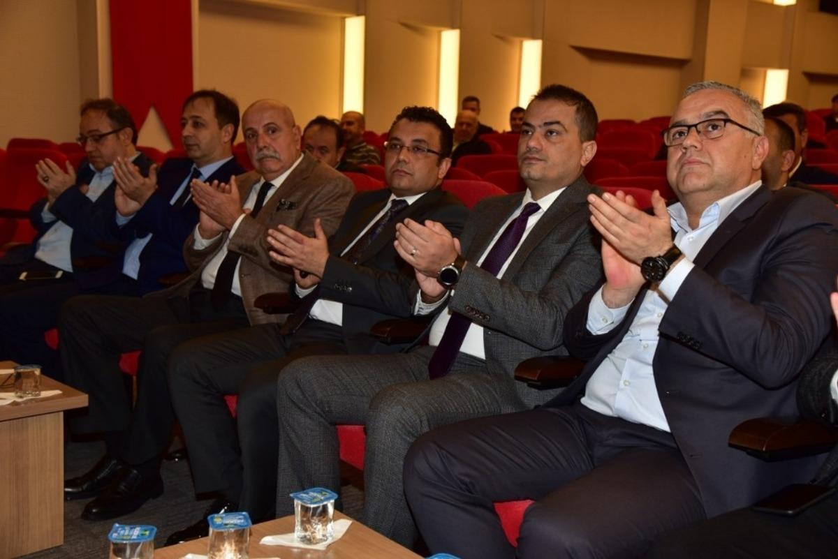 Meclis &uuml;yeleri ve STK&rsquo;lara imar planı &ccedil;alışmaları anlatıldı