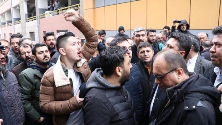 Eskişehir'de Kristal-İş üyeleri birbirine girdi!  G1