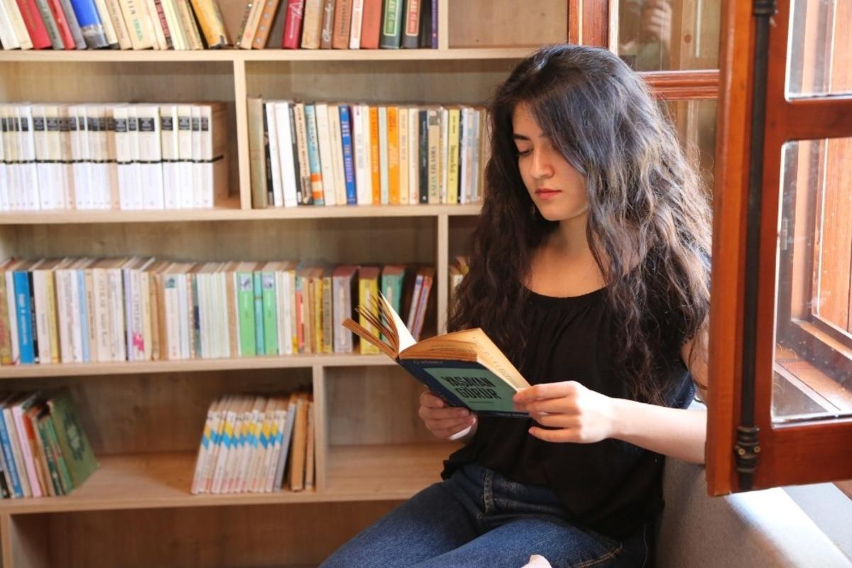Odunpazarı Belediyesi k&uuml;t&uuml;phaneleri binlerce kişiye hizmet veriyor