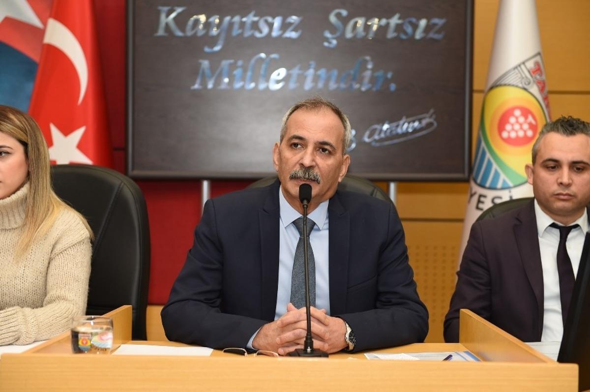 Başkan Bozdoğan: &ldquo;Tarsus&rsquo;ta yaşayanlardan başka hi&ccedil; kimsenin Tarsus&rsquo;a faydası olmaz&rdquo;