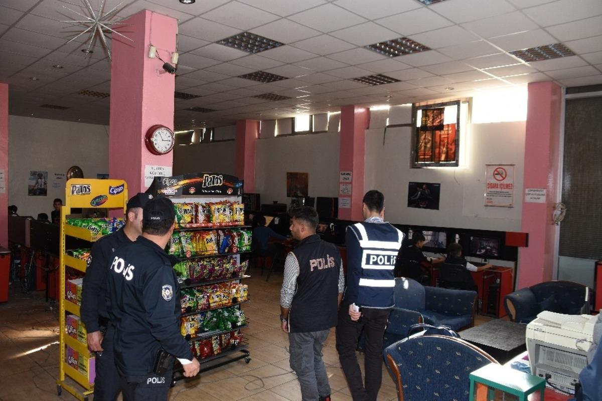 Gaziantep&rsquo;te internet kafe ve oyun salonlarına denetim