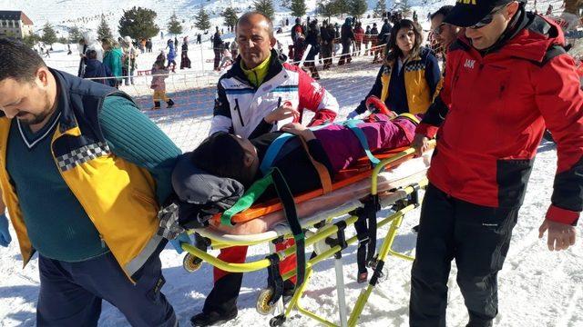 JAK Timlerinden, Davraz’da yaralanan 59 kişiye ilk yardım