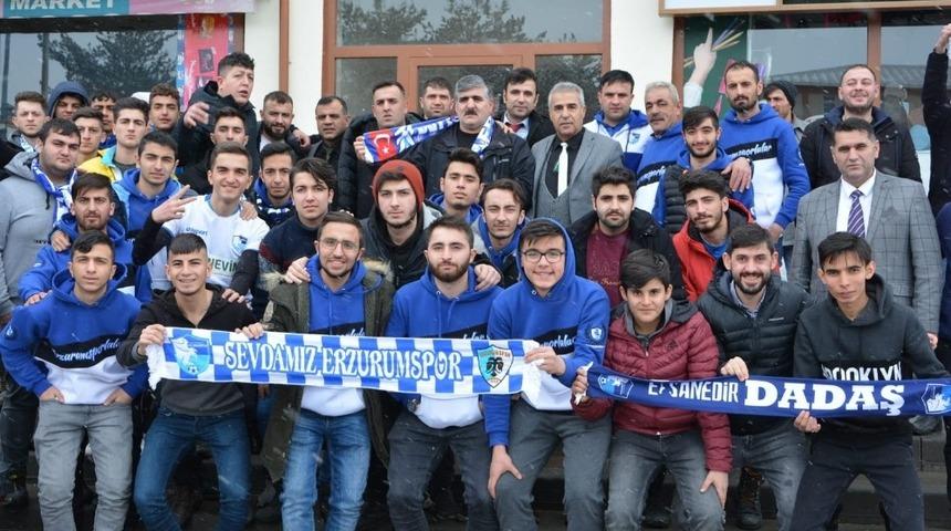 Erzurumspor taraftarı Aşkale Belediyesi&rsquo;ni ziyaret etti