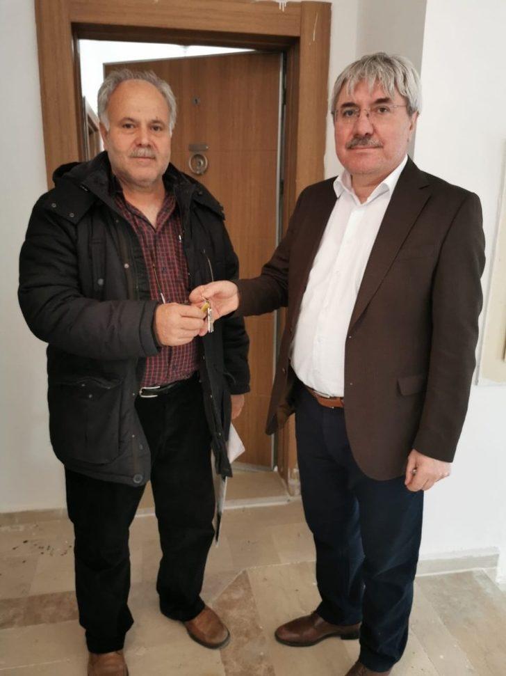 İvrindi’de TOKİ evlerinin anahtarları teslim edilmeye başlandı G4