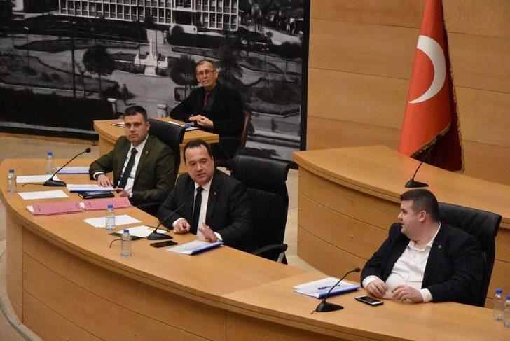 Akhisar’da belediye işçisinin yüzü gülecek G4