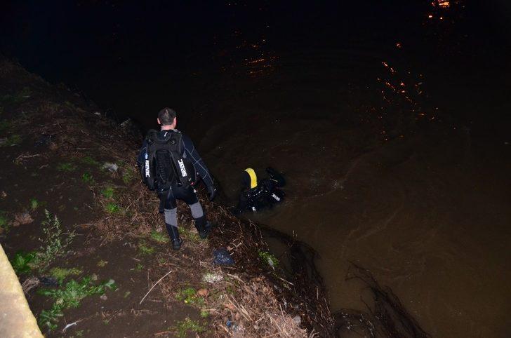 Samsun'da çok acı olay! Kızını kurtarmaya çalışan baba akıntıda kayboldu G4