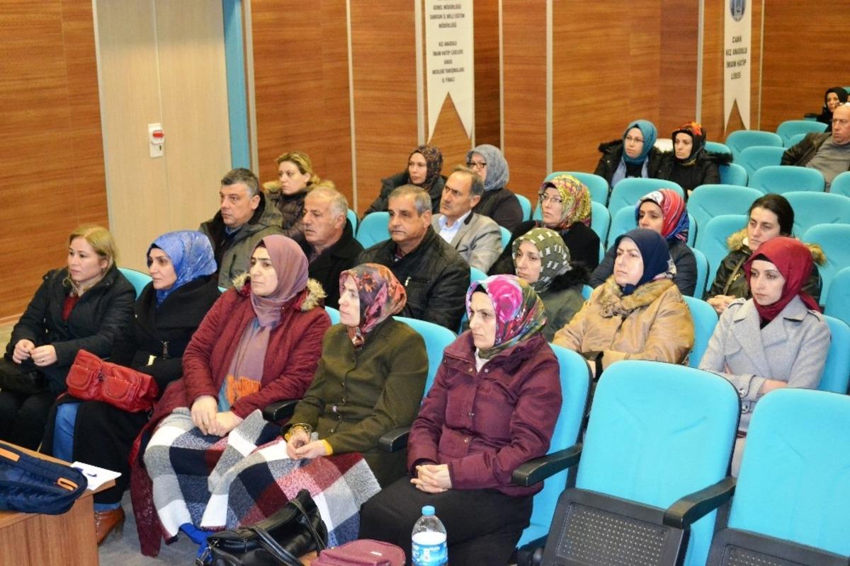 Okul kantinlerine hijyen kuralları konulu eğitim veriliyor