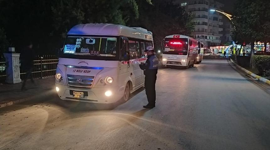 Tarsus&rsquo;ta toplu taşıma ara&ccedil;ları denetlendi