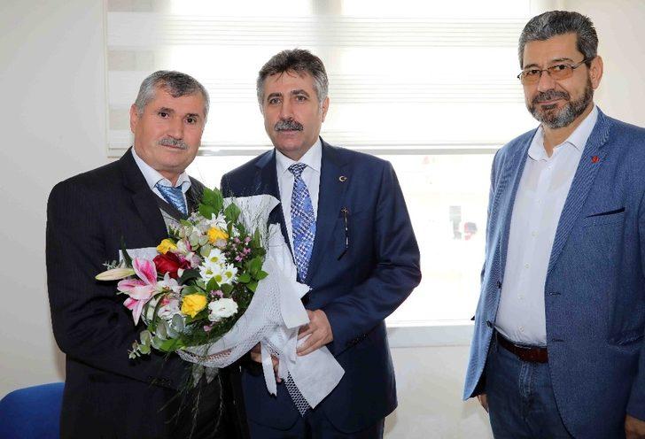 Başkan Sandal’dan siyasi partilere ziyaret G4