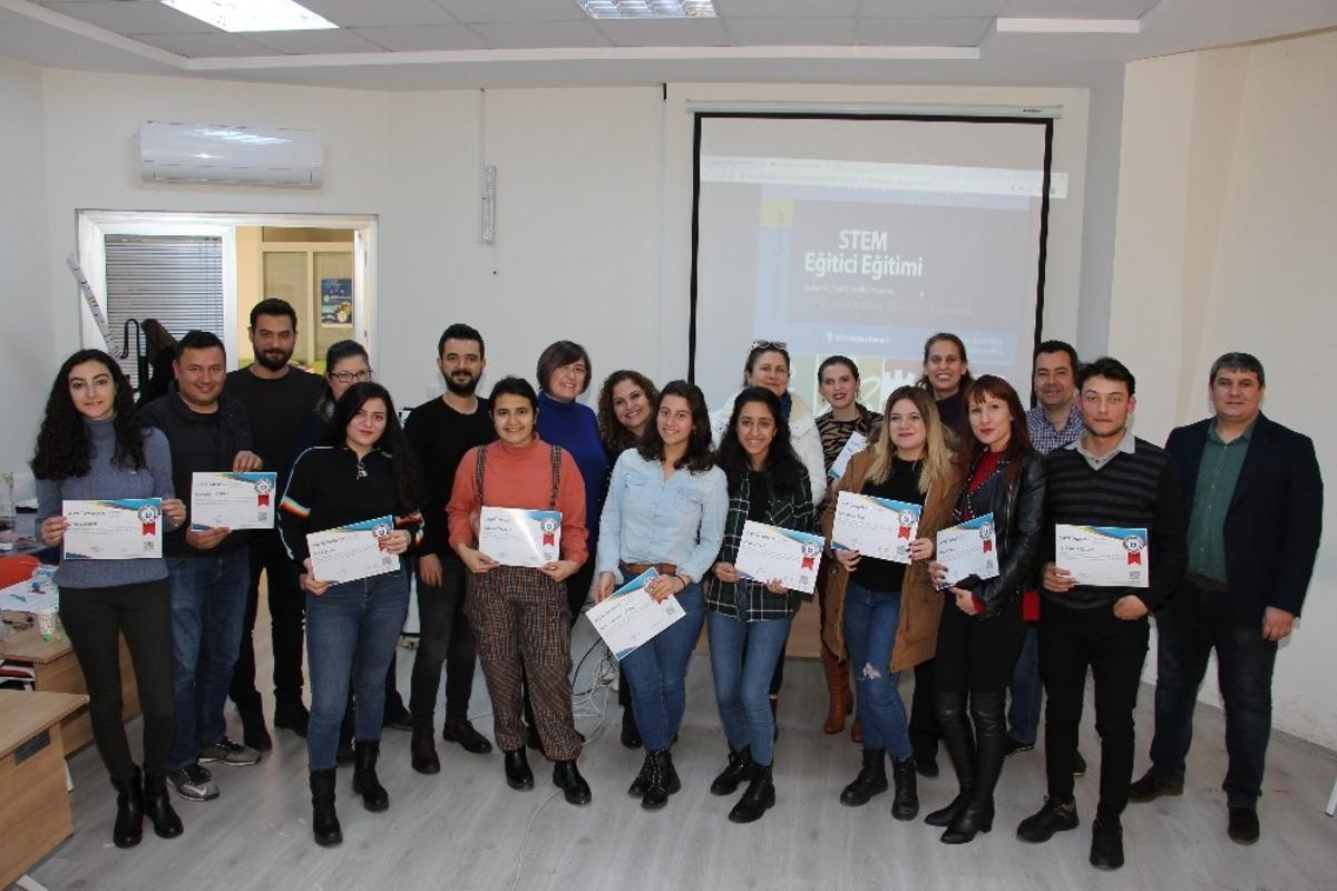 AD&Uuml;&rsquo;de sertifika eğitimi programı sona erdi