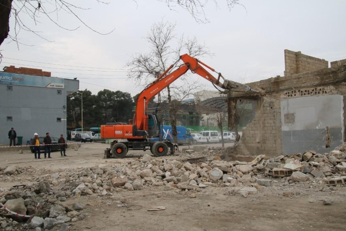B&uuml;y&uuml;kşehir ile eski sanayinin kentsel d&ouml;n&uuml;ş&uuml;m&uuml; hızlandı