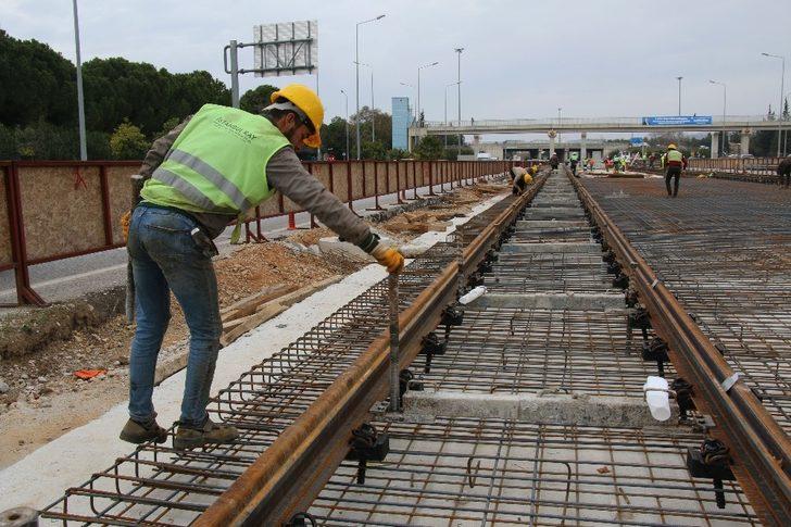 3. Etap Raylı Sistemde raylar döşendi G2