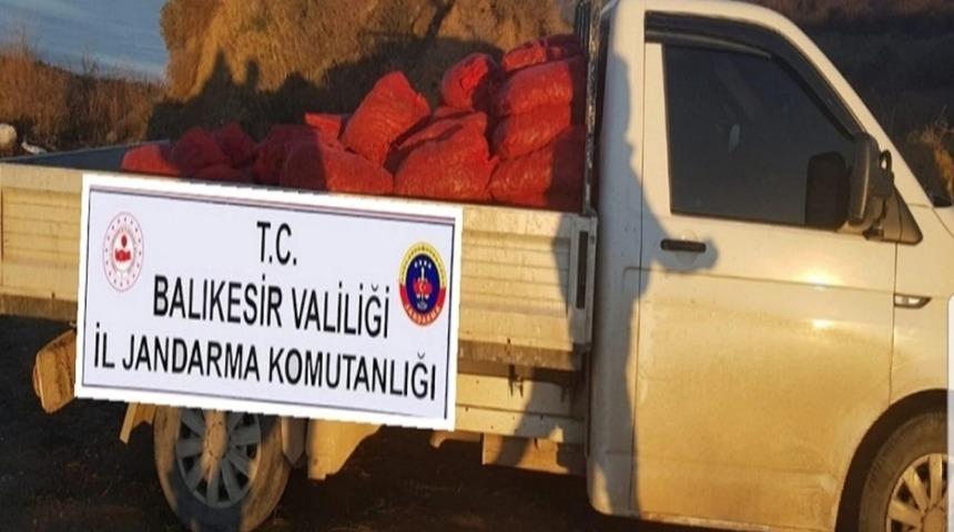 Bandırma&rsquo;da bin 600 kilo ka&ccedil;ak midye yakalandı
