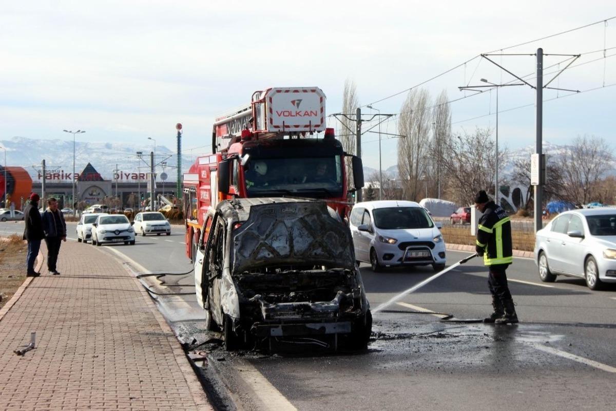 S&uuml;r&uuml;c&uuml;n&uuml;n dikkati faciayı &ouml;nledi